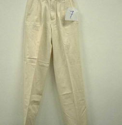 麗路服裝產(chǎn)品全面解析 最新產(chǎn)品展示與品牌評價(jià)